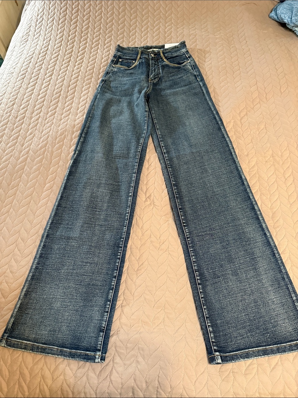 Ranch dressin vintage jeans. Never worn NWT Xsmall Long